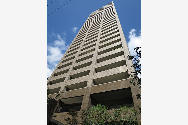 リーガルタワー大阪